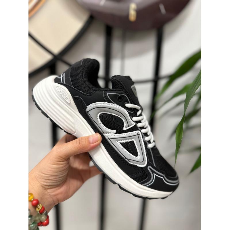 2025 New CD Fashion Casual Couple Lightweight Mesh Shoes Breathable and Comfortable Men's and Women's Sports Shoes B30 Running Shoes