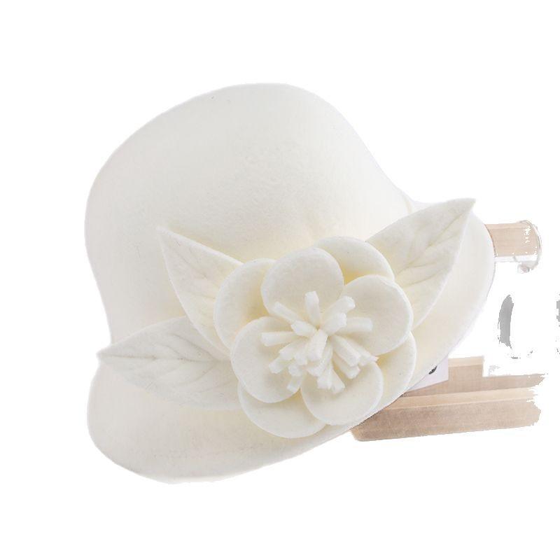 Hat Women's autumn and winter woolen hat British retro bowler hat Elegant and fashionable flower fashion hat Felt hat Trendy and casual
