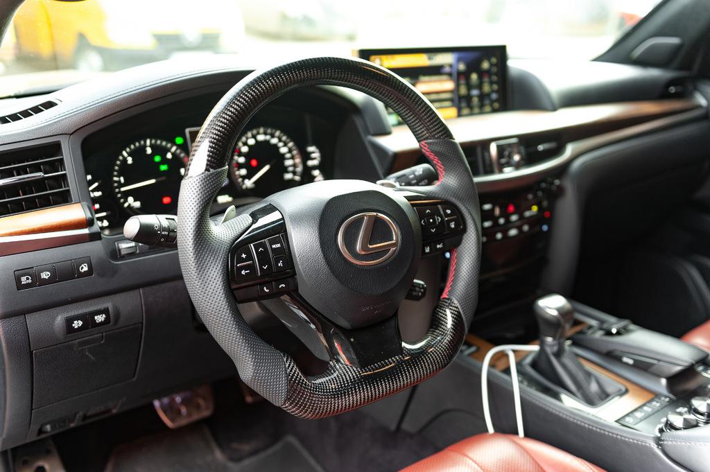 Steering Wheel Assembly Anatomical (carbon) for Lexus LX570/450d