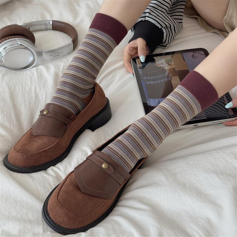 

Sweet Striped Socks, Versatile Mid-calf Socks for Women in Spring and Autumn, Brown Boneless Pile Long Socks 1 pair