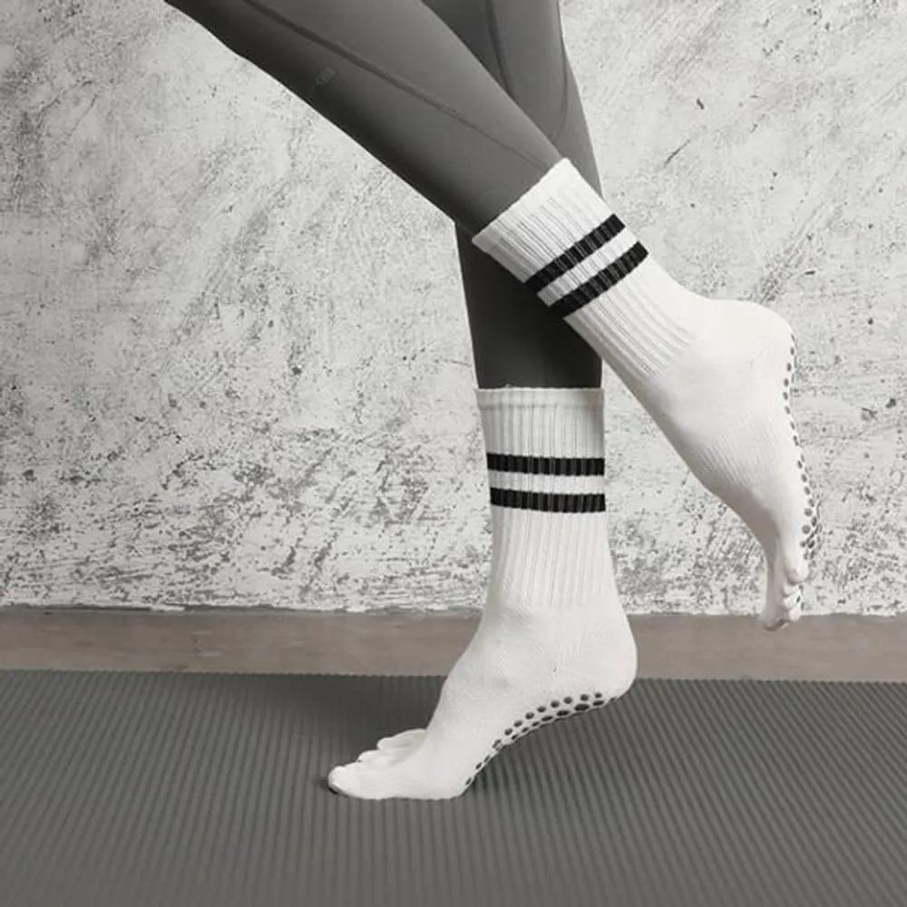 Women s All-Season Non-Slip Toe Yoga Sports Socks FREE