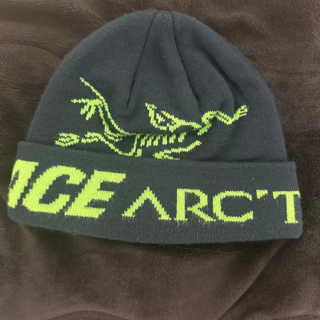 Used ARC TERYX x PALACE Knit Hat Beanie