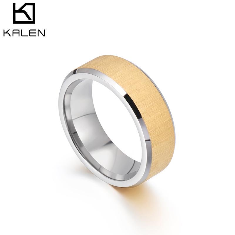 Minimalistischer Herrenring aus mattiertem Edelstahl in Gold