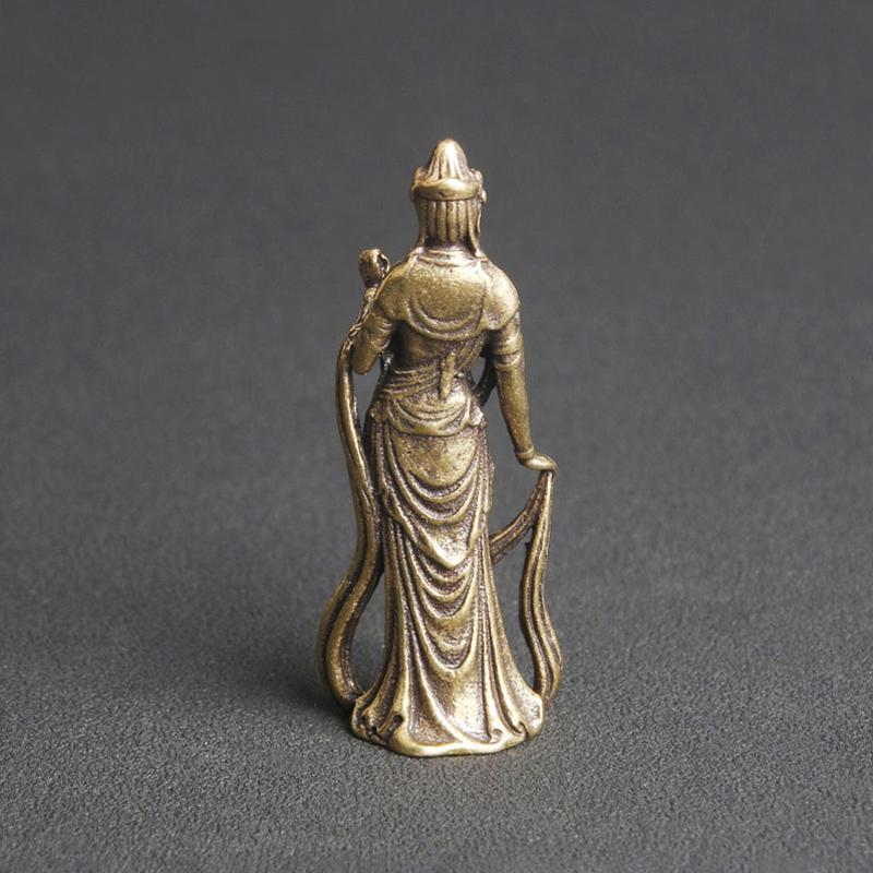 1Pc New Collectable Chinese Style Brass Carved Kwan-yin Guan Yin Buddha Exquisite Small Statues Home Decoration Knickknacks