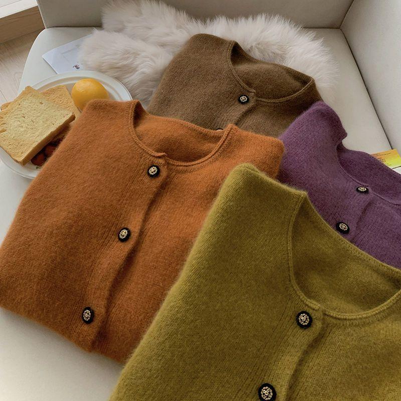 Women's Soft Style Solid Color Knit Cardigan Whitening Loose Lazy Top Hong Kong Retro Button Sweater Jacket