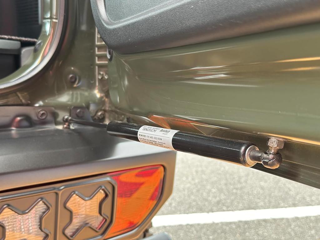 Service Taniguchi Friction Door Opener for Jimny Black Metal Off-Road JB64/74,