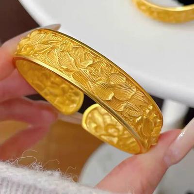 Vietnamese Gold Peony Engraved Wide Bangle: Symbol of Prosperity for Women - Ideal Wedding Jewelry