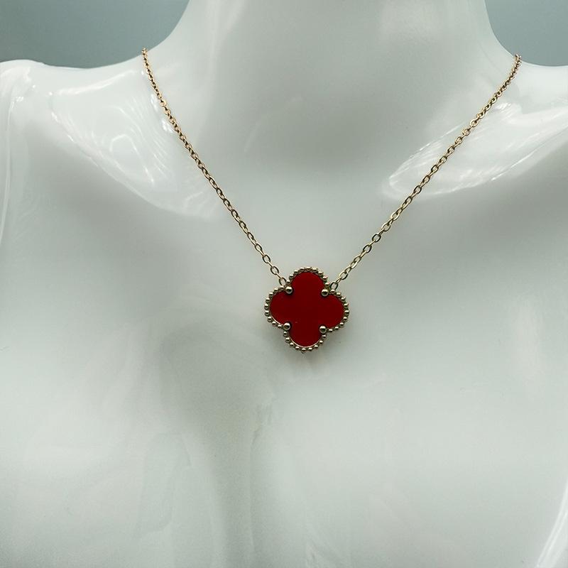 Temperament Socialite Lucky Four-leaf Clover Titanium Steel Necklace Female Internet Celebrity Light Luxury Five-flower Clavicle Ladies Necklace