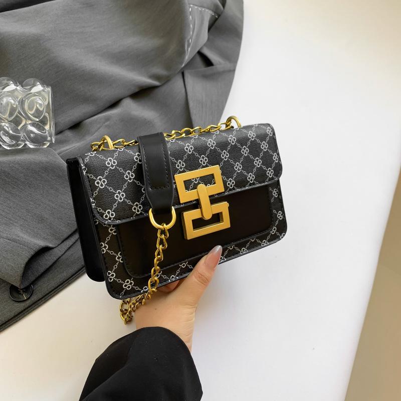 

Повседневная модная и красивая сумка для поездок на работу, корейская версия, летняя новая сумка 2024 года, модная женская сумка, сумка через плечо, сумка-мессенджер чёрный