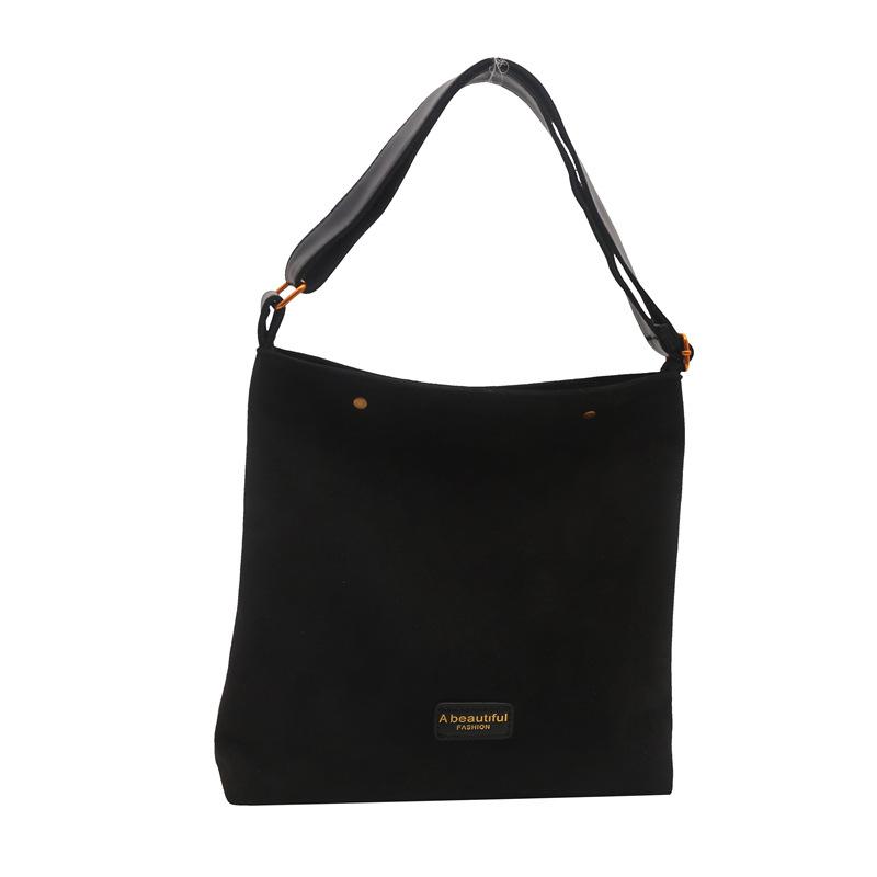 

Популярная матовая сумка из мягкой кожи, женская осенняя новинка, высококлассная, ретро, универсальная, на плечо, сумка-ведро чёрный