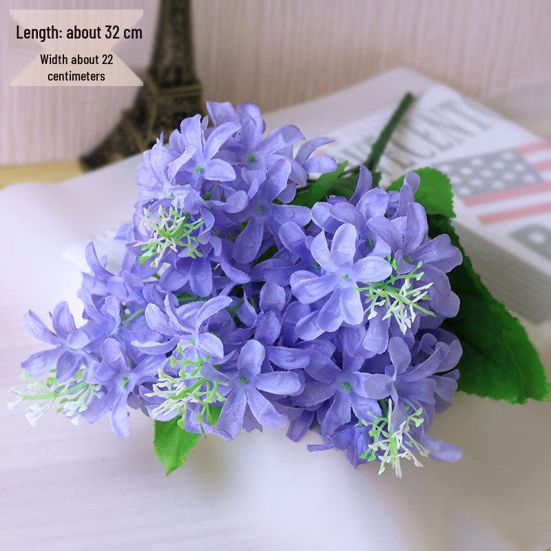 Silk Rose Flower Bouquet: Artificial Flowers for Dining, Bedroom, Living Room Decor and Creative Ornament Figurines.