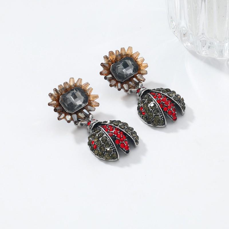 Boho Vintage Insect Stud Earrings With Full Rhinestone Floral Design Women 2025