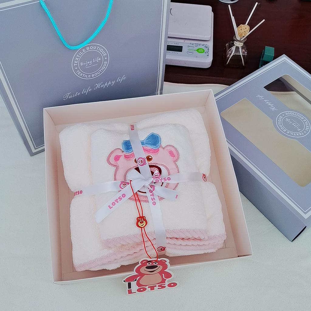 Erdbeerbär Handtuch Geschenkbox Set Zweiteiliges Set Mattierte Handgeschenktasche Brautjungfern