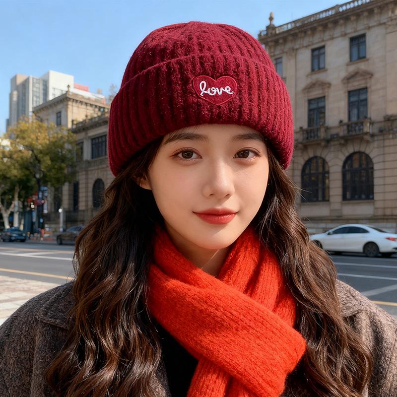Autumn and Winter Warmth, Love Letter Embroidered Hat, Women's Big Head, Knitted Hat, Ear Protection, Cold Protection Beanie