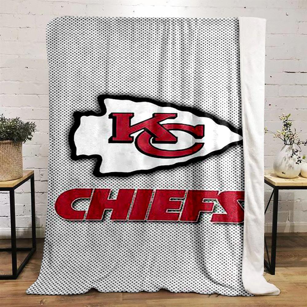 Kansas City Chiefs Logo Blanket Design Flannel blanket for bedroom, living room, sofa, and nap sofas