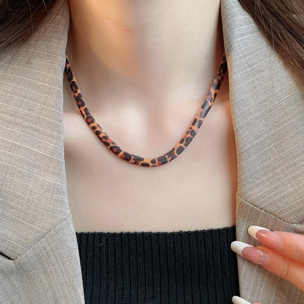 Uniquely Designed Leopard Print Snake Chain Versatile Women's Snake Bone Chain Summer