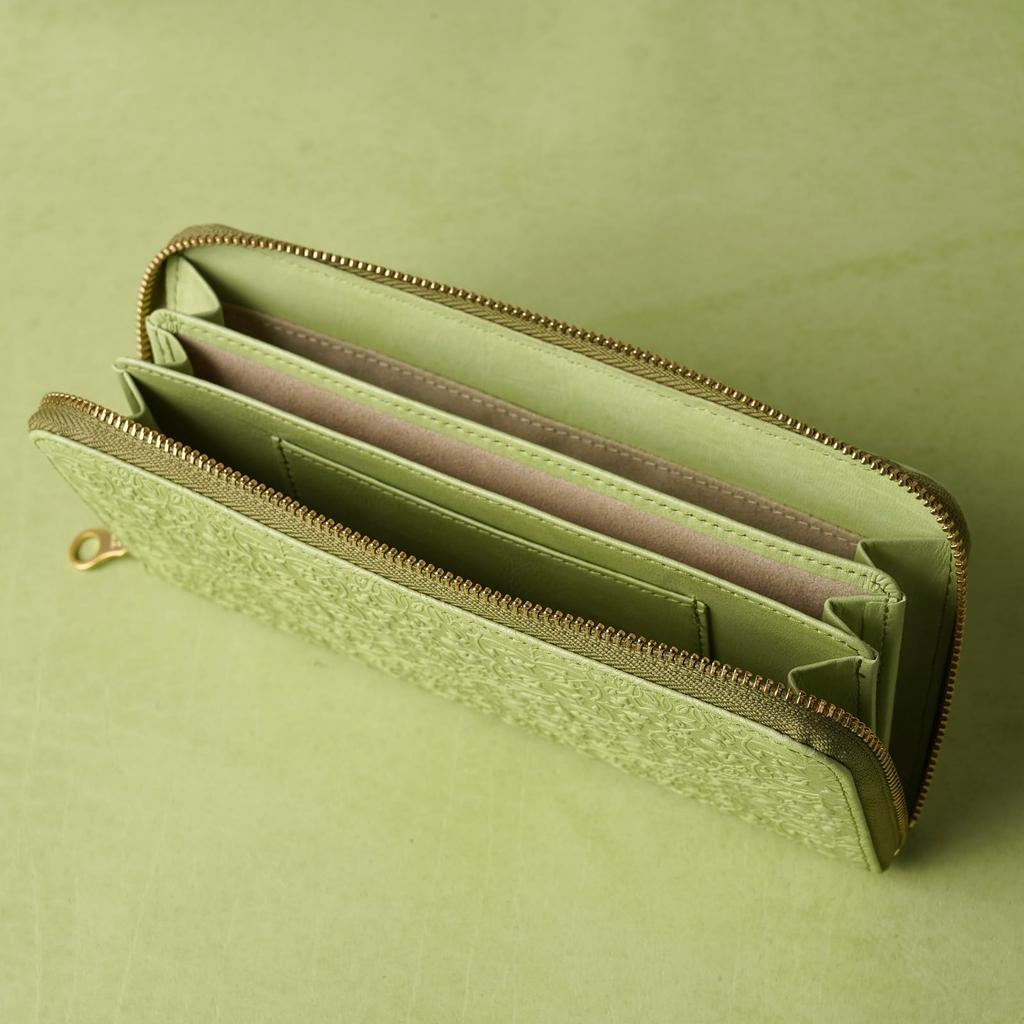 [HIRAMEKI.] Morris Mini Round Zipper Long Wallet, Large Capacity, Genuine Leather, Embossed, Made in Japan, Women's, Green (Grass Green)