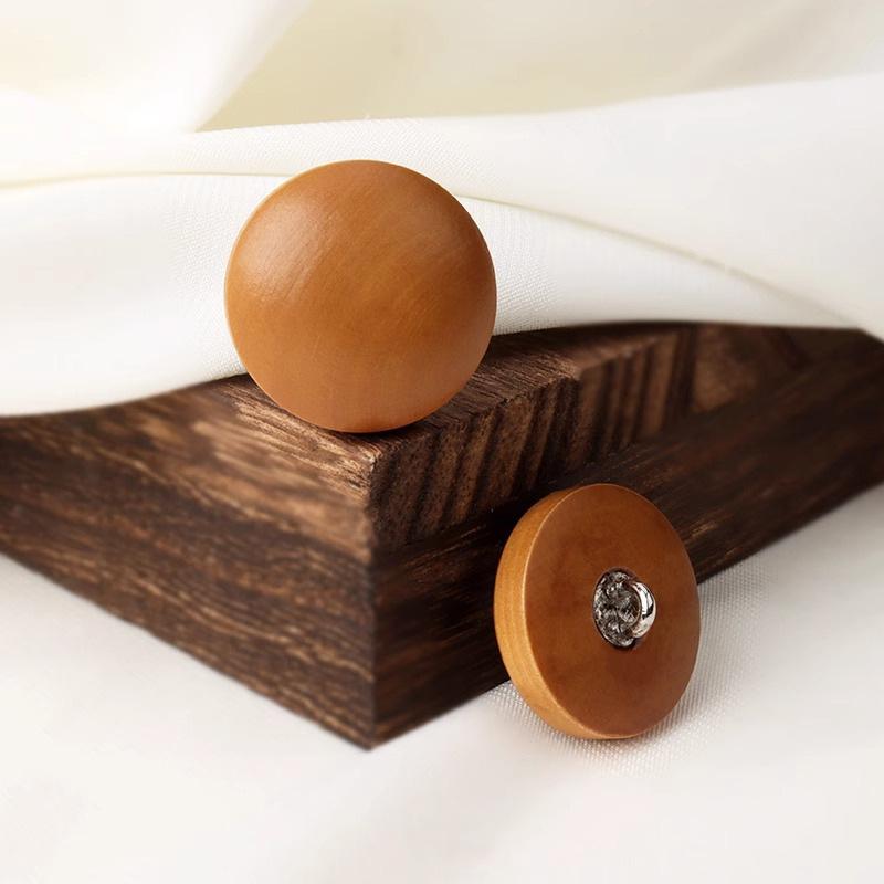 

10 шт. круглых коричневых пуговиц из цельного дерева для рубашек, маленькие пуговицы для ретро-свитера, круглые декоративные пуговицы для одежды высокого класса Light coffee 11.5mm