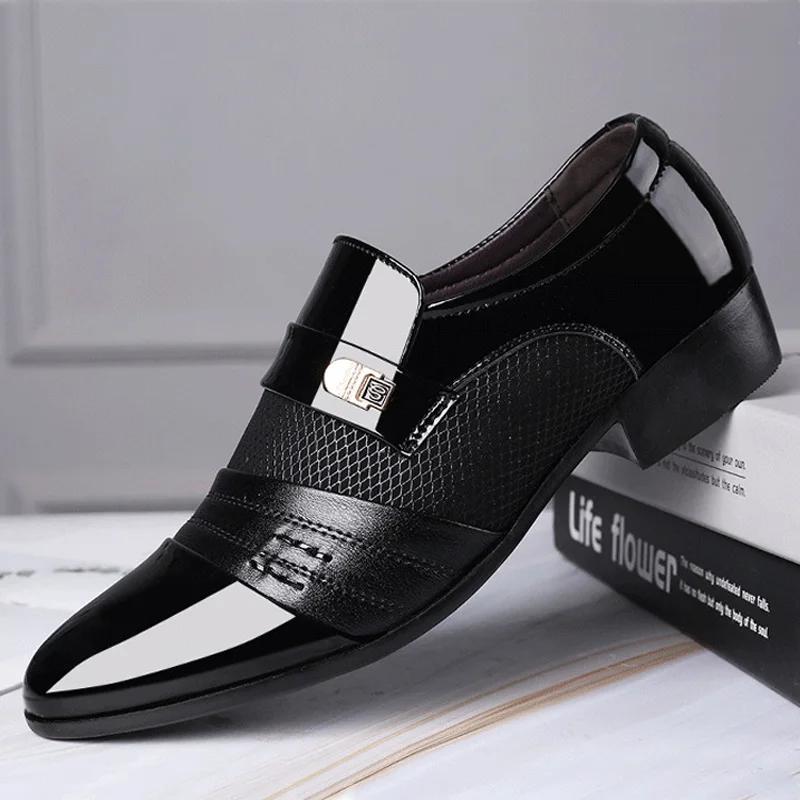 Men Dress Shoes Slip on Oxfords Classic Business Leather Shoes Breathable Plus Size Office Loafers Pointed Toe Men Shoes
