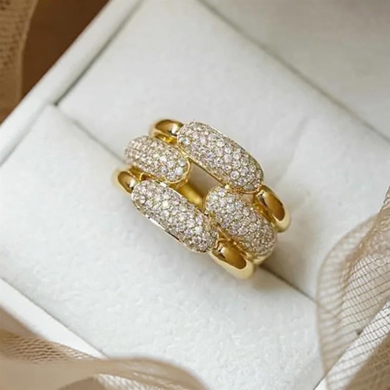 Huitan Luxury Women Ring Chain Design Full Shining Cubic Zirconia Fashion Wedding Engagement Noble Accessories Lady Chic Jewelry