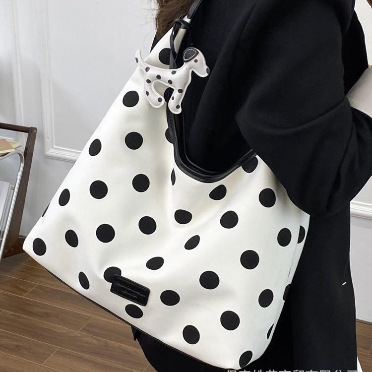New Large-Capacity Underarm Polka Dot Tote Bag Women'S High-End Light Luxury Niche Commuter Shoulder Bucket Bag