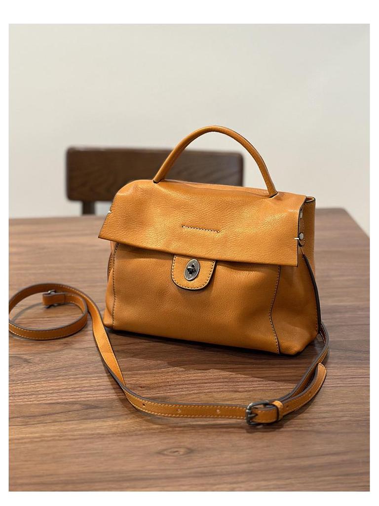 2024 Autumn/Winter Vintage Handmade Women's Genuine Leather Shoulder & Crossbody Bag