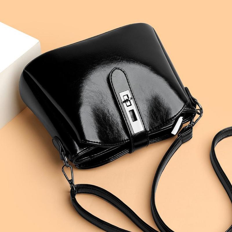 Fashionable Women's Shoulder Bag, High-quality UP Leather Crossbody Bag, Simple Shoulder Bag, Casual Handbag Suitable for Daily Use and Shopping