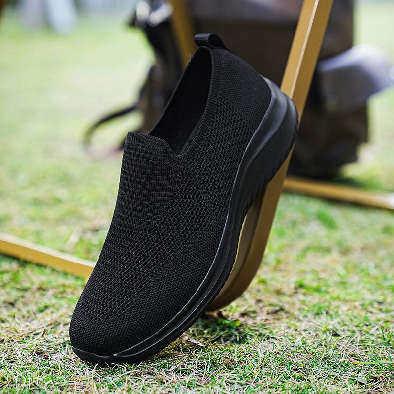 2025 New Mesh Shoes Men's Summer Thin Foot Cover Fly-woven Sports Shoes Men's Large Size Old Beijing Cloth Shoes Size 48