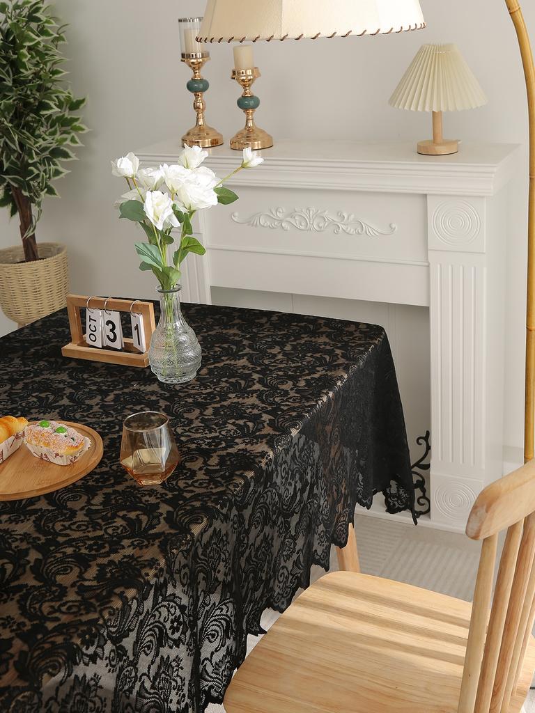 Schwarze französische Spitzentischdecke mit Phönixschwanzmuster zur Dekoration von Wohn- und Esstisch
