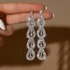 Ladies' fashionable water droplet earrings and jewelry are suitable for dates, parties, festivals, and gifts