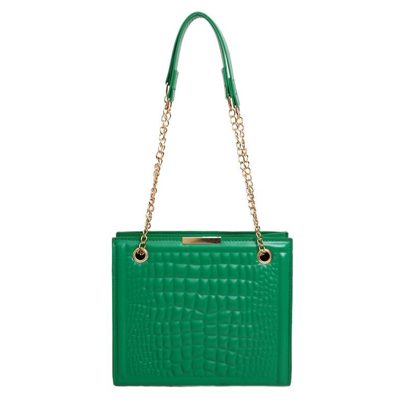 

Велика містка сумка на ланцюжку з крокодиловим візерунком. Новий осінній тренд 2024 року. Модна жіноча сумка на одне плече. Повсякденна сумка через плече. зелений