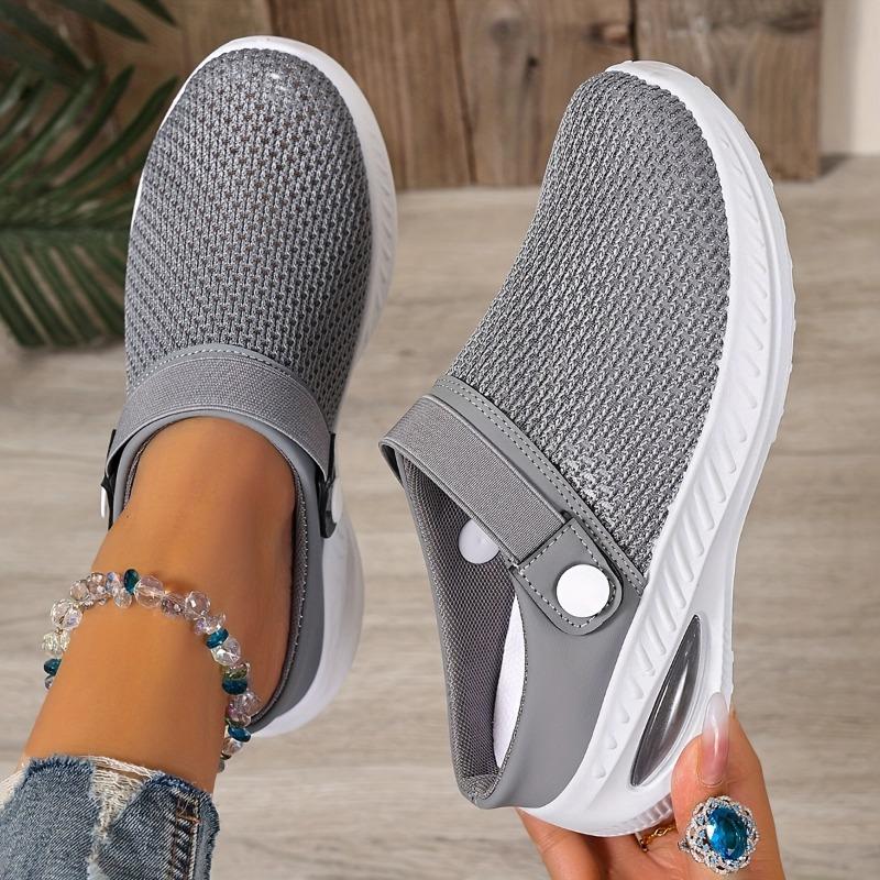 Ladies' Solid Color Plus-Size Casual Sneakers, Slip-On White Comfortable Casual Shoes, Perfect for Beach Vacations, Camping