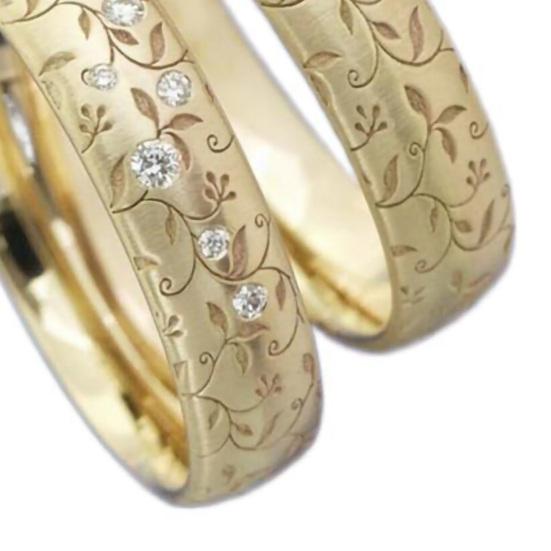 Finger Ring Flower Carved Elegant Exquisite Workmanship Couple Engraved Band Ring for Gift