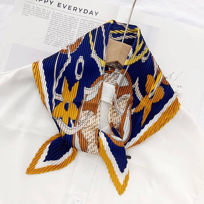 Retro Color Block Crinkled Square Scarf - 70cm Pleated Neckerchief in Imitation Silk for Women
