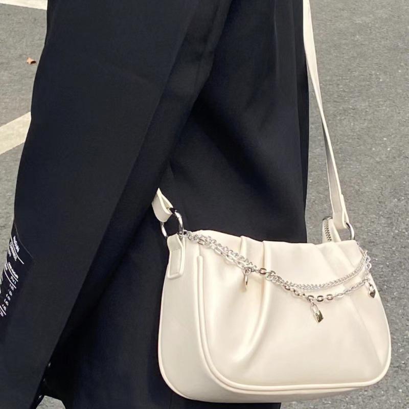 Korean version of trendy underarm bag women's pleated cloud square handbag niche design simple and versatile shoulder bag