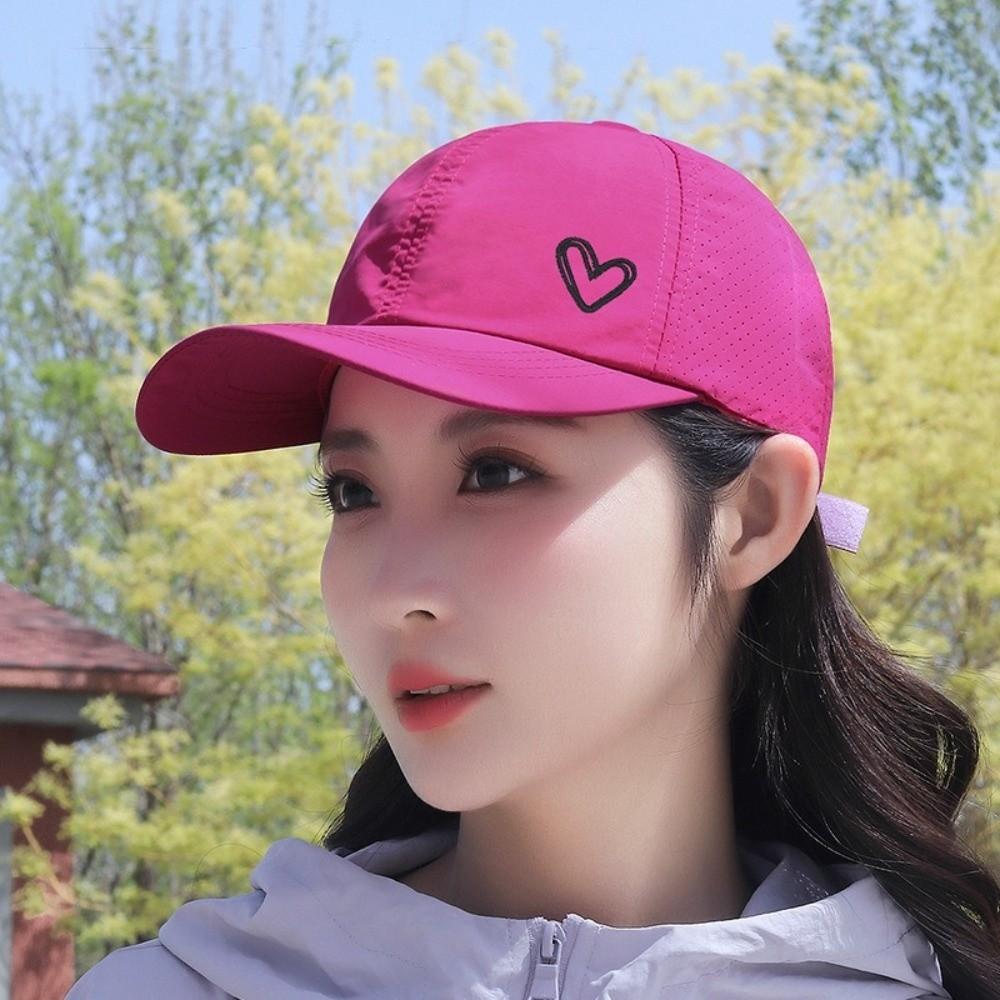 Adjustable Sunshade Sun Hat Love Heart Snapback Hat Breathable Ponytail Baseball Cap  Outdoor