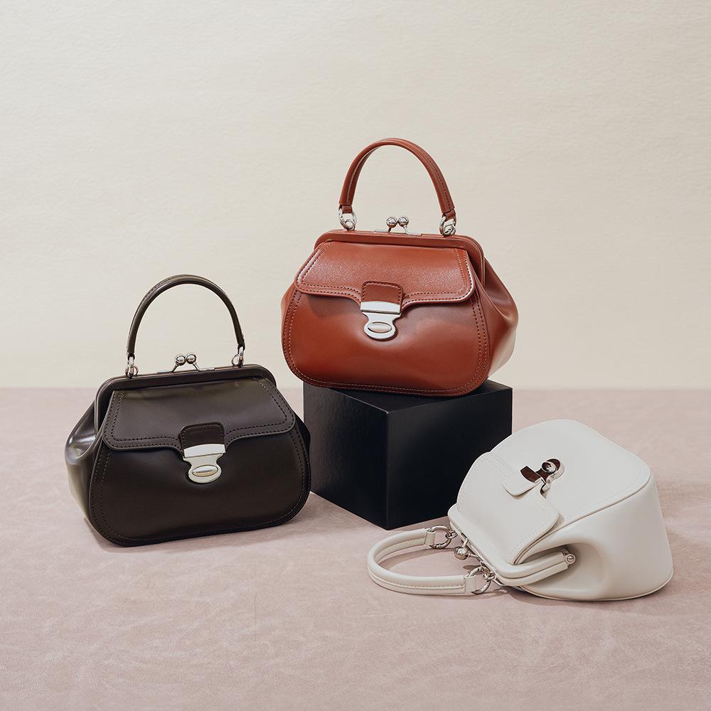 Premium small square bag, first layer cowhide shoulder messenger bag, OEM logo genuine leather women's bag