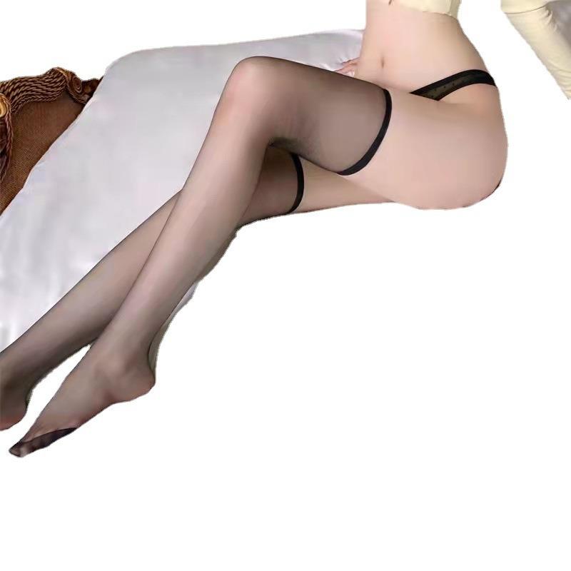 Sexy Stockings, Underwear, Beautiful Legs, Black Silk, Sexy and Sexy Base, Hot Open File, No Temptation, Bed Tearing Foot Control Woman