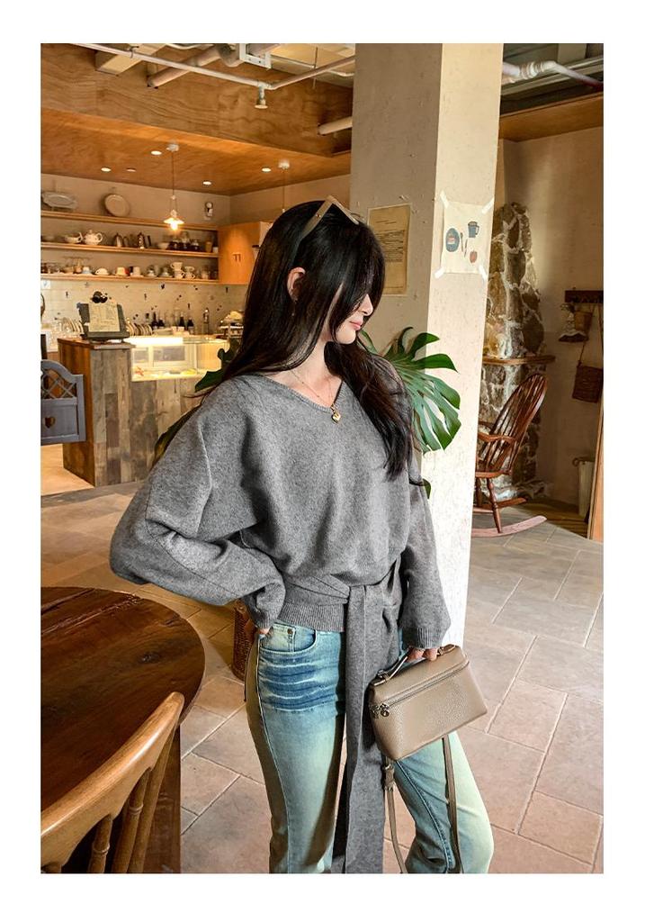 Light High-Waisted V-Neck Knit Sweater with Tie-Up for Women - Autumn/Winter Loose Slimming Trendy Top