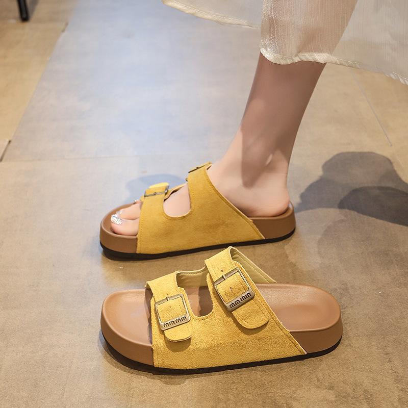 Thick-soled one-word slippers for women to wear new summer height-increasing casual sandals vacation beach shoes