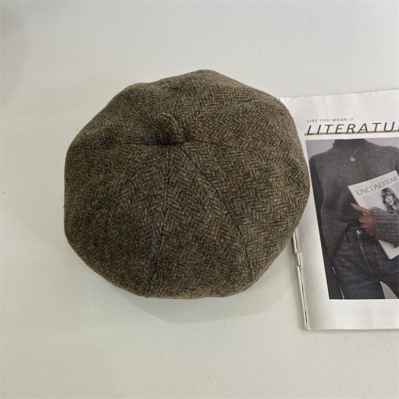 

Осень и зима новая однотонная и элегантная шерстяная восьмиугольная шляпа женская мода и элегантность вне улицы высококлассный универсальный однотонный берет M（56-58cm） армия зеленый