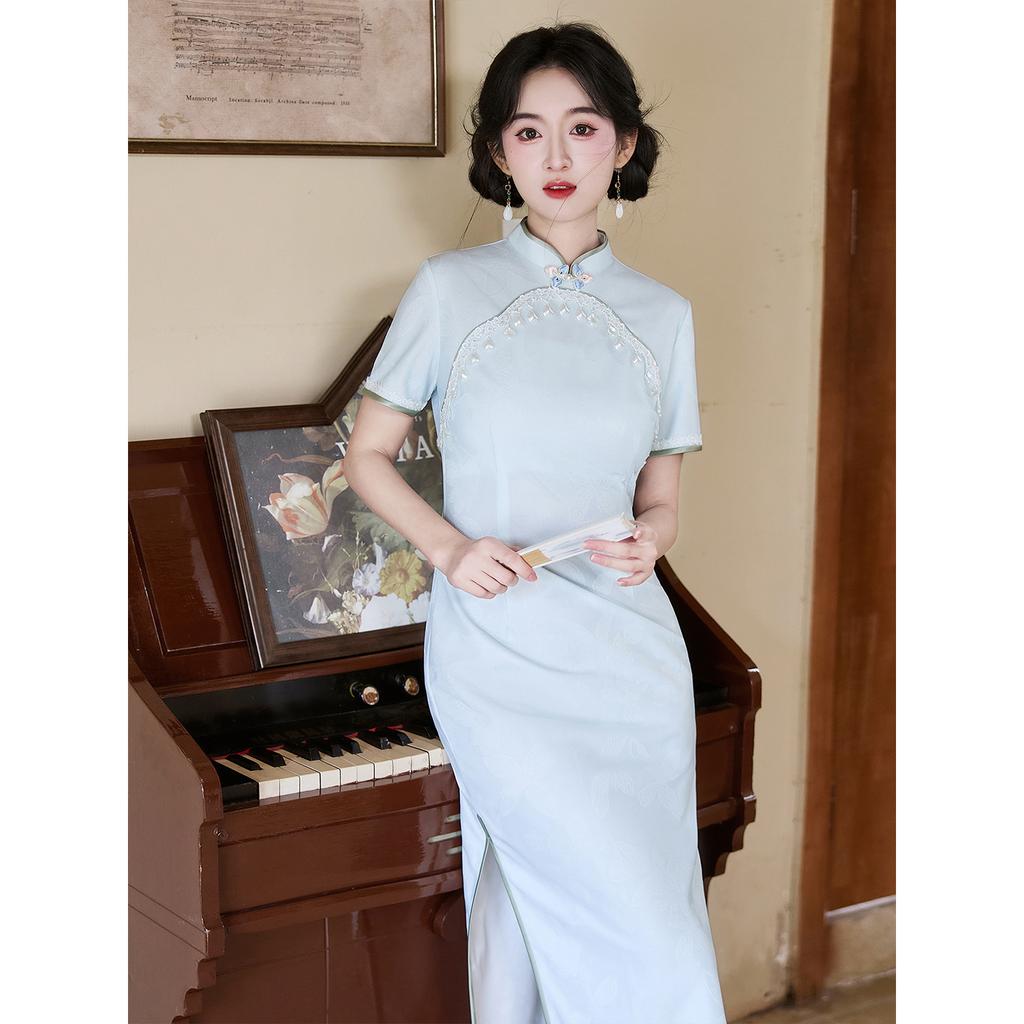 Blue spring and summer new Chinese 1011 cheongsam that can be worn to work, new high-end atmospheric and high-grade four-leaf flower