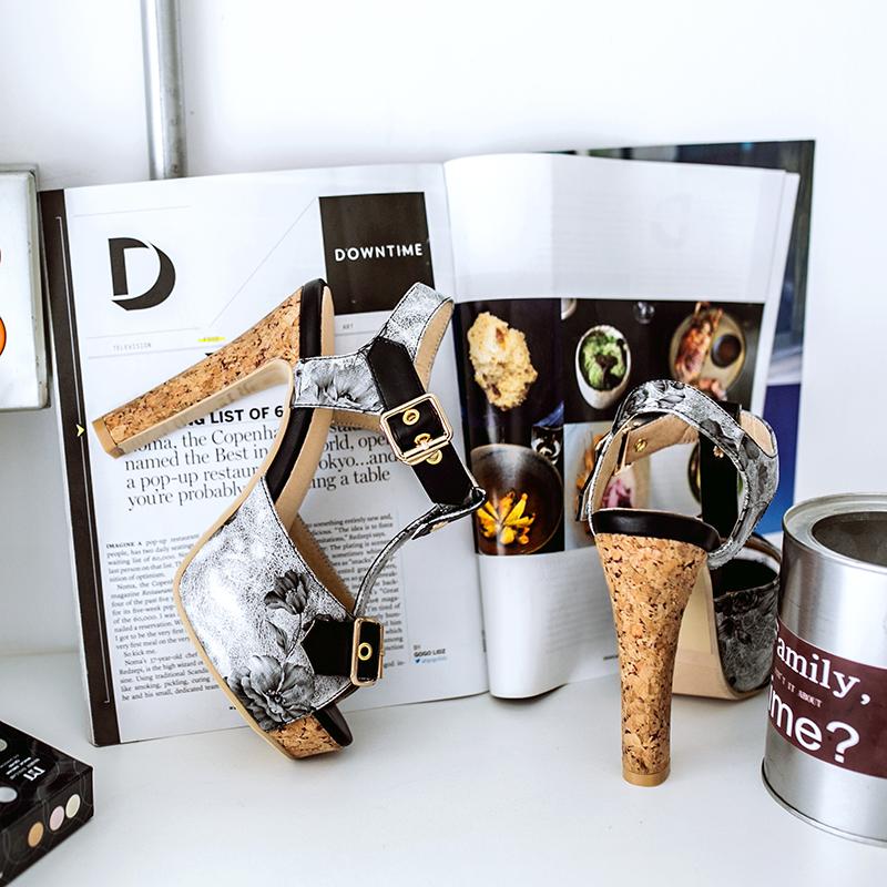 Dámské sandály na vysokém podpatku sexy evropský a americký styl léto nové voděodolné stolkové silné podpatky velká velikost boty s otevřenou špičkou