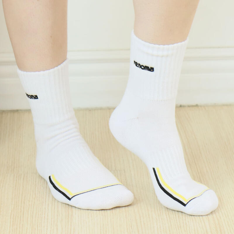 RENOMA Women s Sports Square-Line Mid-Calf Socks (3 Pairs) FREE