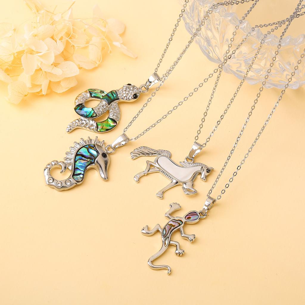 Copper Color Abalone Shell Animal Pendant Necklace Seahorse Gecko Snake Horse Necklace Zircon for Women Men Party Birthday Gift