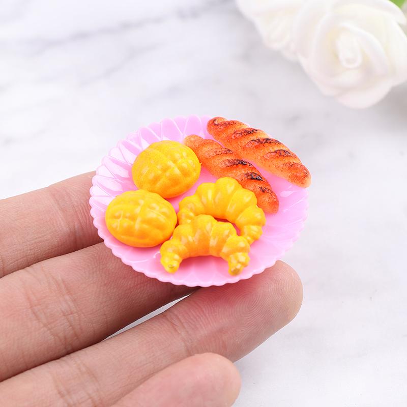 

6Pcs/Set Dollhouse Doll House Croissant Pineapple Bun Miniature Food Kitchen Toy
