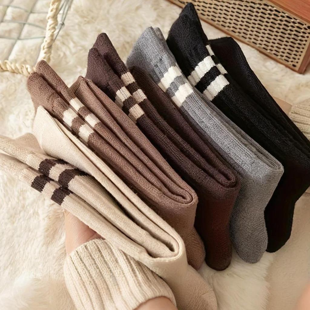 Xiaomi 15 pairs of unisex striped mid-calf athletic socks, fashionable and versatile for autumn and winter, breathable.