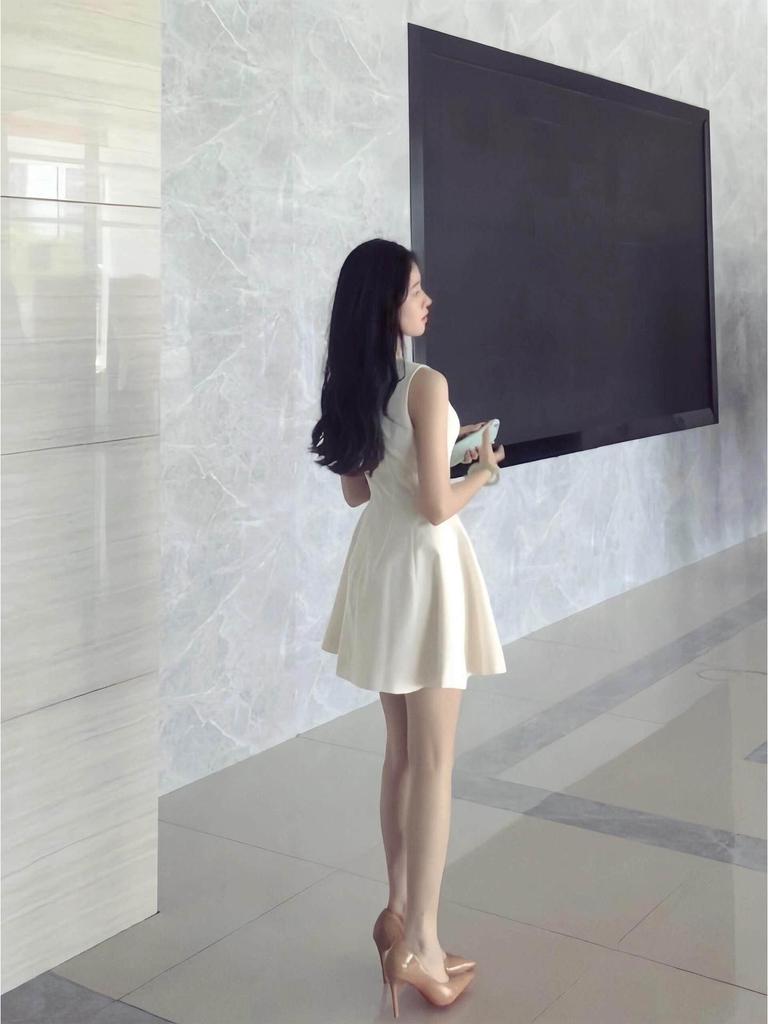 Spring Arrival: Elegant Milk White Dress - Versatile & Beautiful for Summer Vacations