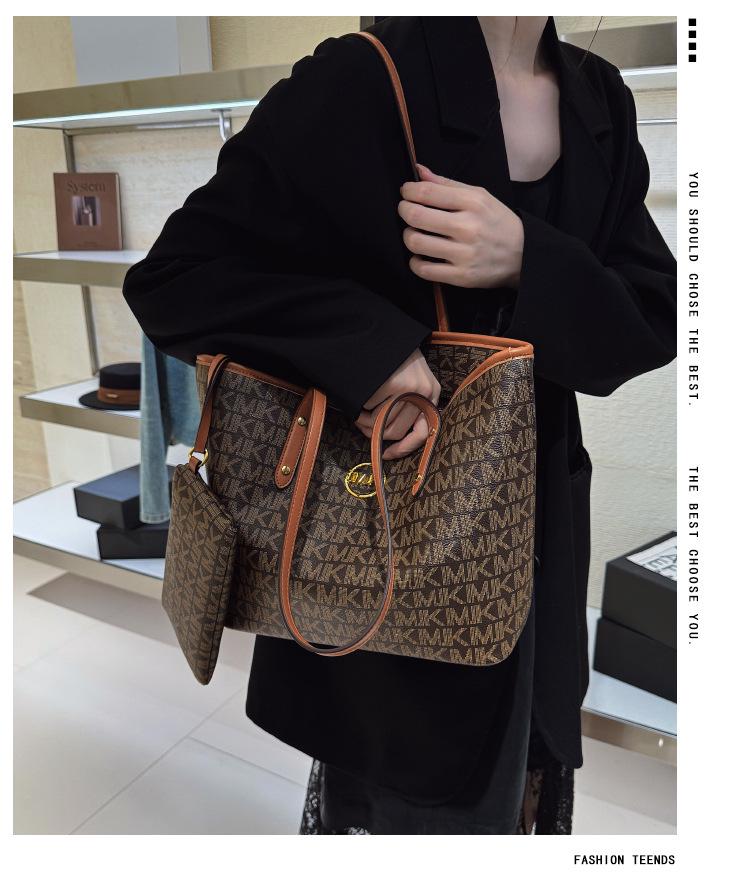 Bolsa Tote de Ombro Versátil de Grande Capacidade Quatro Estações 2025