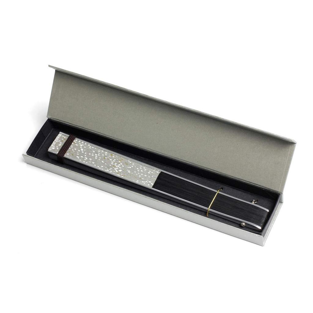 Taniguchi Shoudo [Wagami Koji] Folding Fan, Aluminum Rib Fan, Kyoto Stone Pavement, A unique folding fan with aluminum ribs